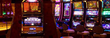 Philippine player reviewing high-stakes betting options on ez2 mobile browser